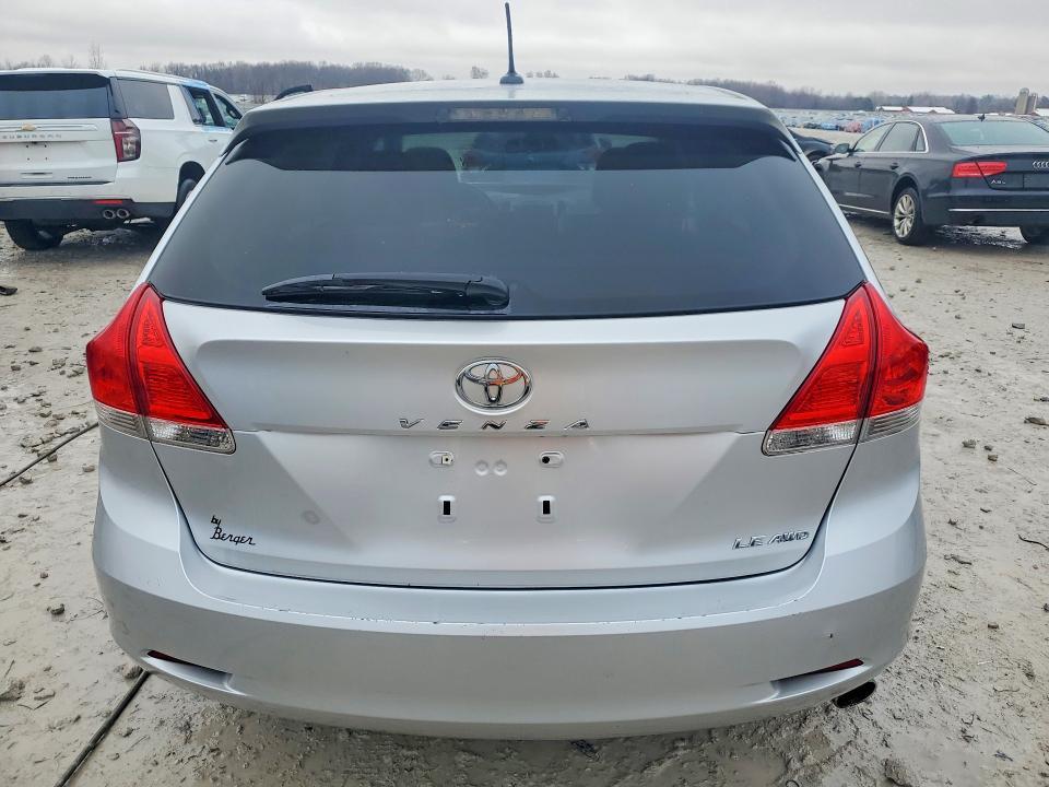 2012 Toyota Venza le