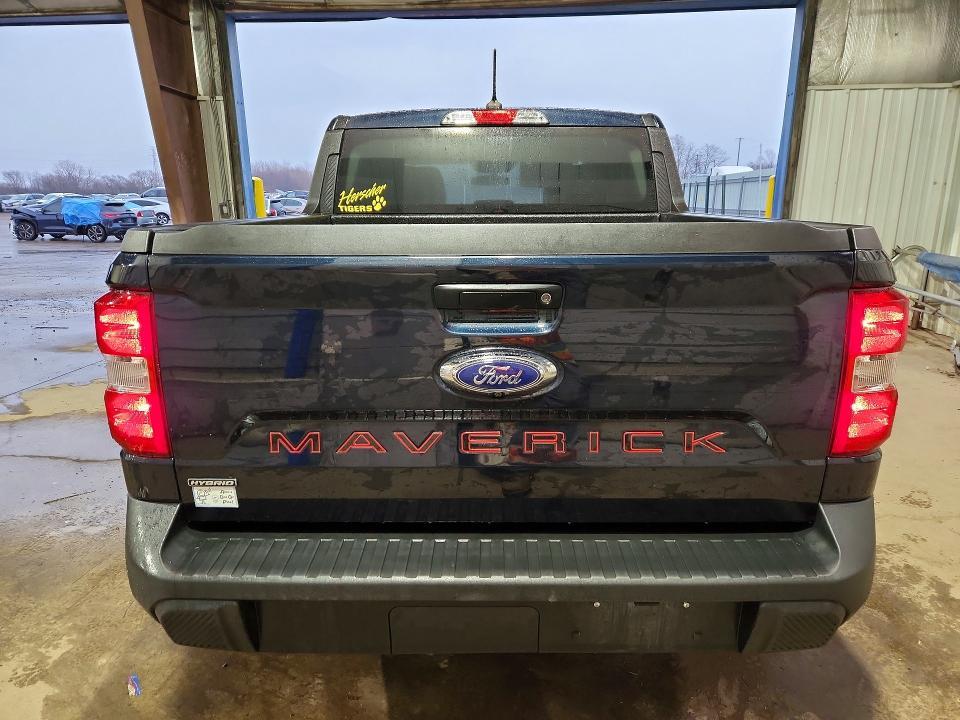 2022 Ford Maverick XL