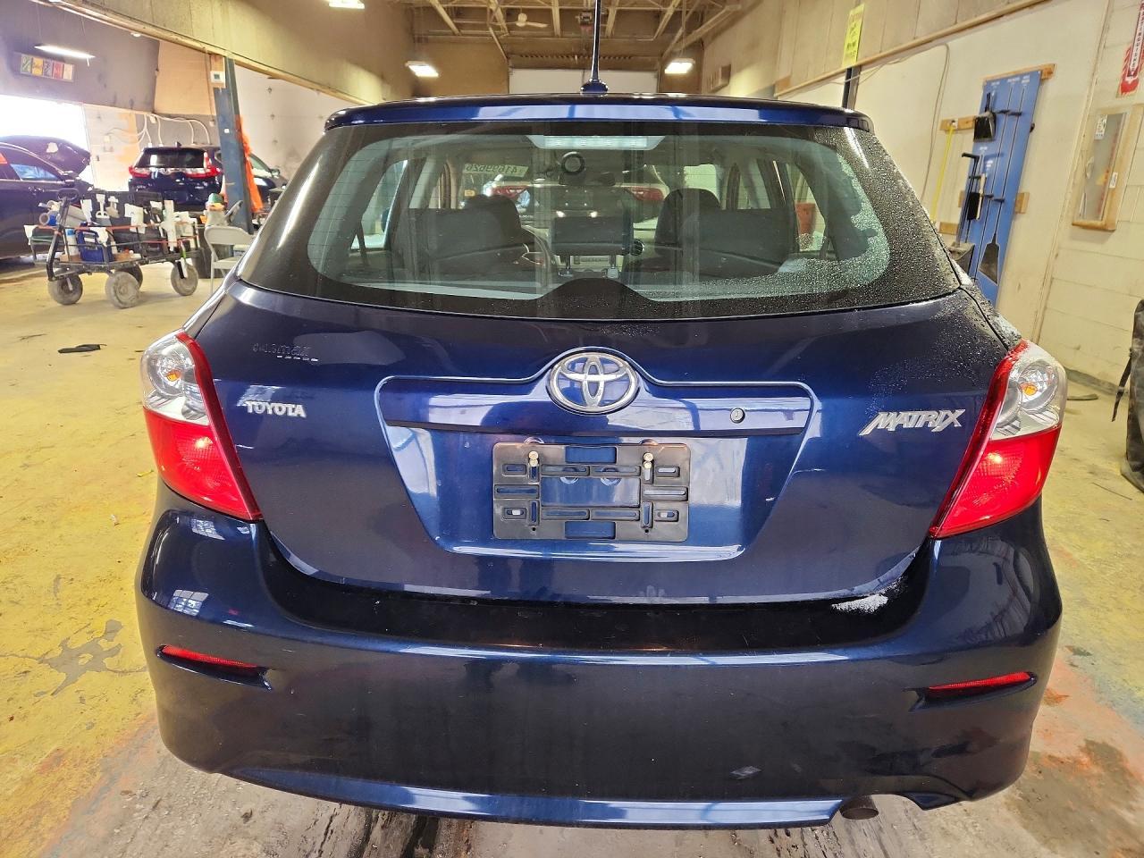2010 Toyota Matrix Base
