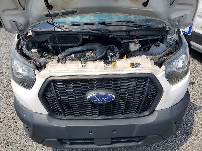 2021 Ford Transit Delivery Truck