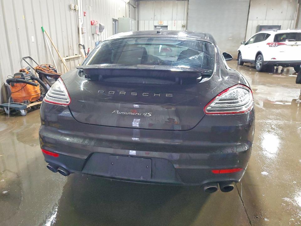 2015 Porsche Panamera s