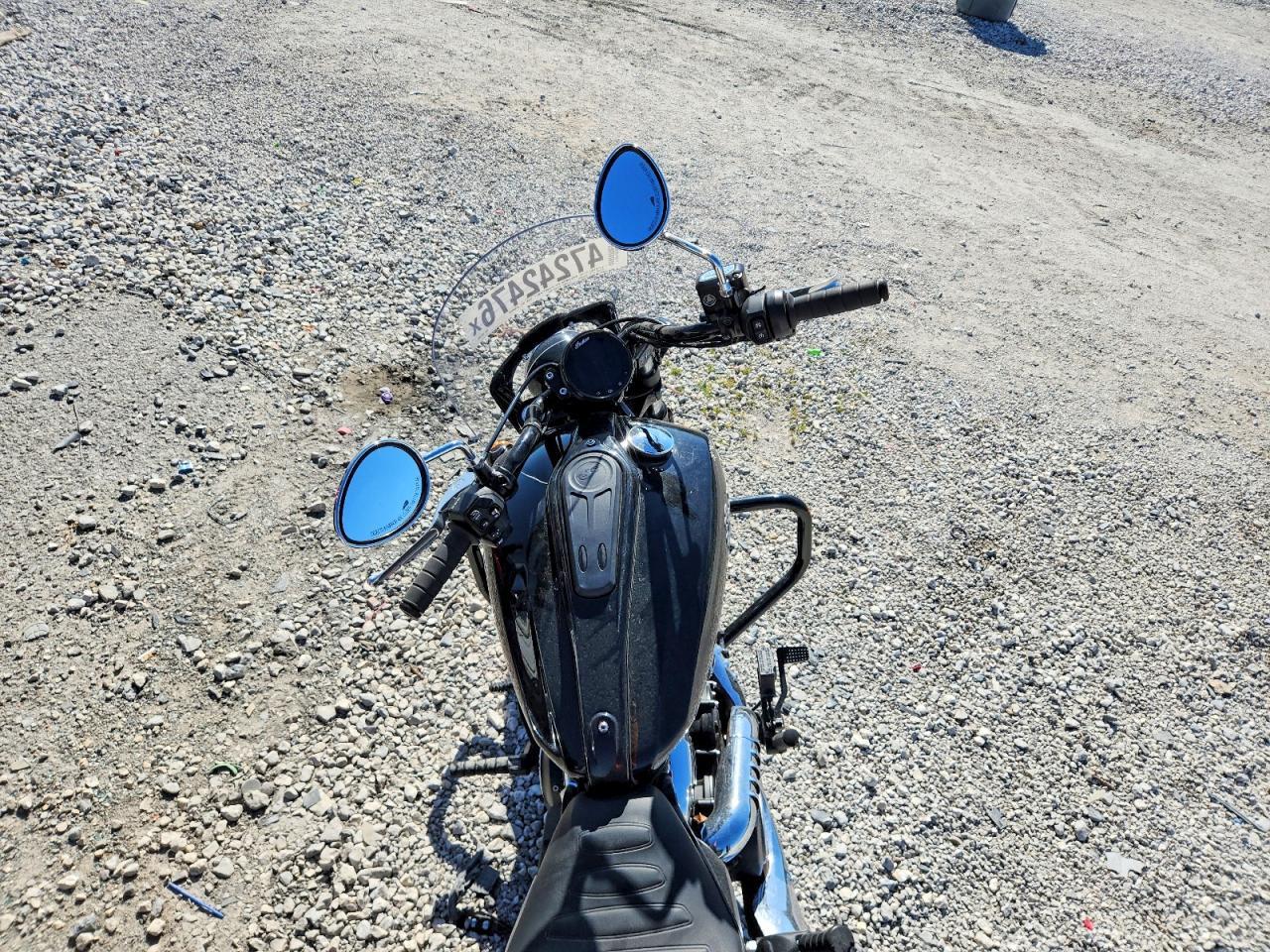 2025 Indian Motorcycle Co. Super Scout Limited +TECH