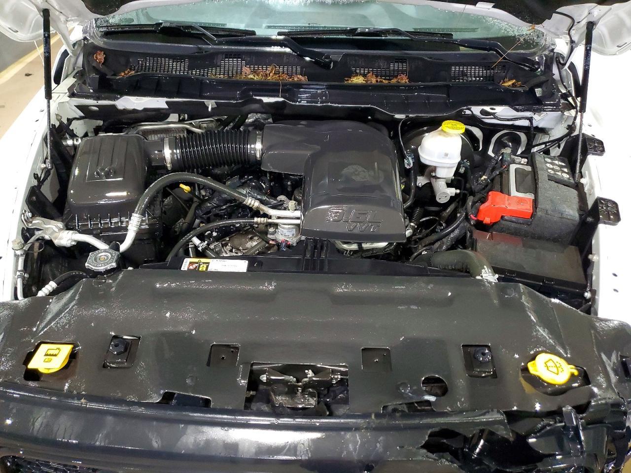 2024 Dodge RAM 1500 Classic SLT