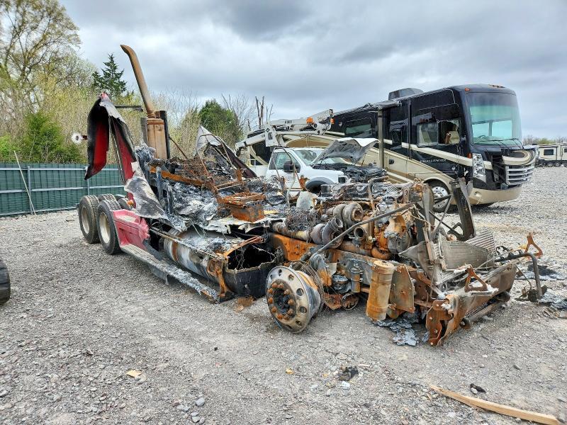 2007 Freightliner Conventional ST120