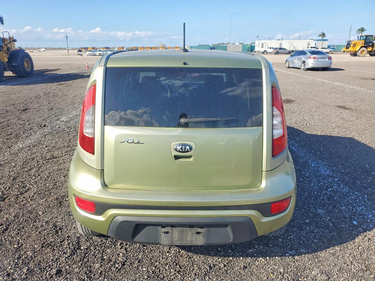2013 KIA Soul Base