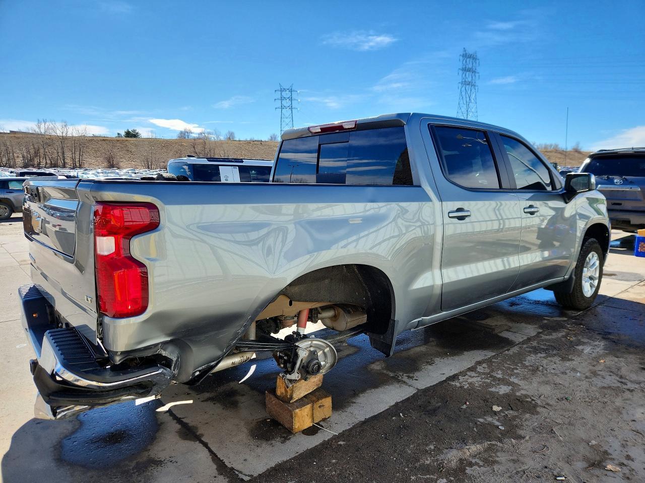 2025 Chevrolet Silverado K1500 LT