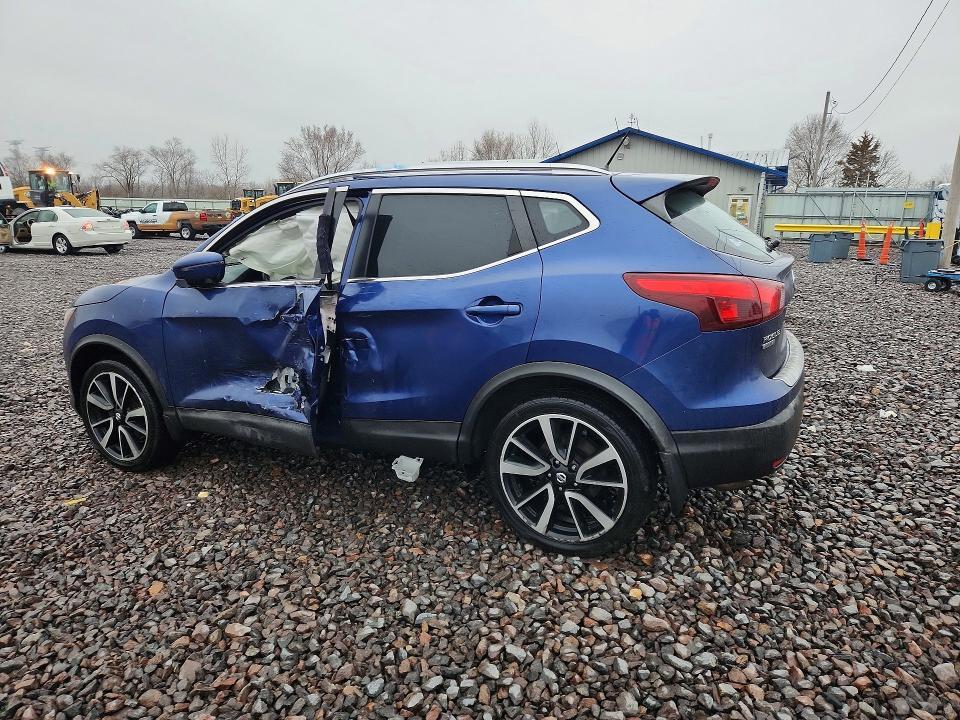 2017 Nissan Rogue Sport sl