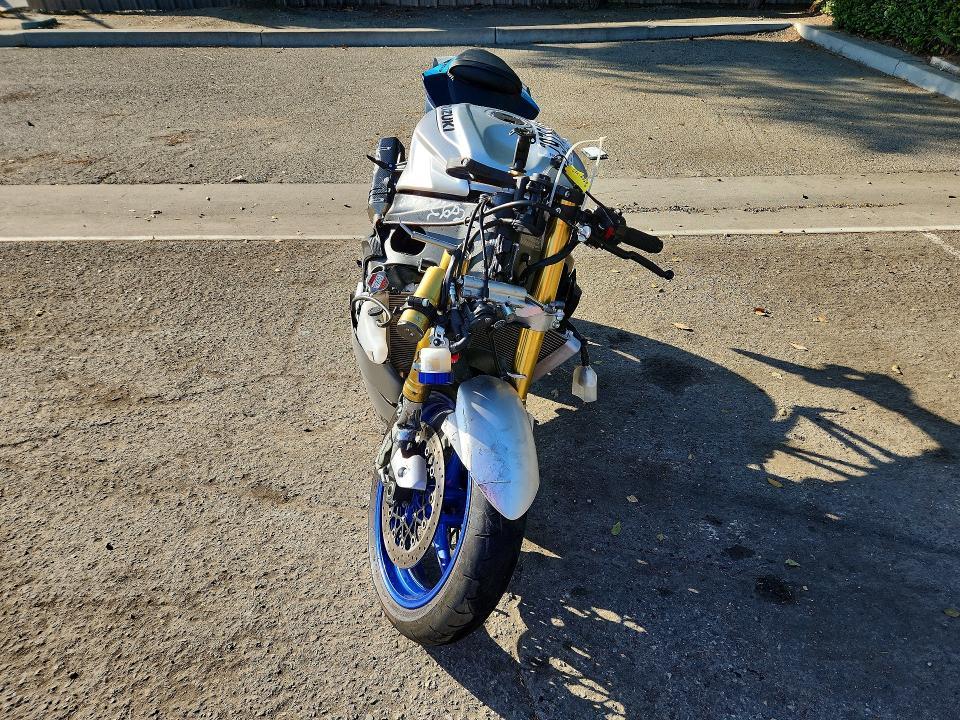 2026 Suzuki GSX-R750