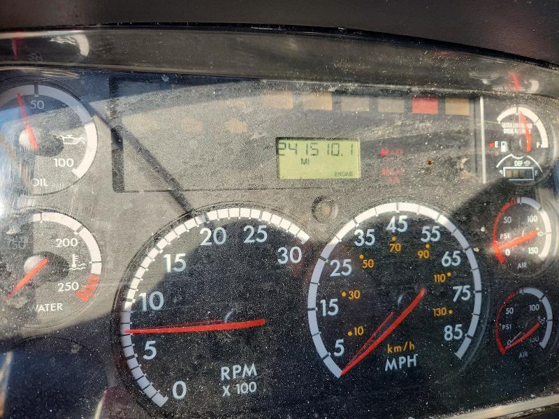 2013 Freigliner 2013 Freightliner Business Class M2 Refrigerated B