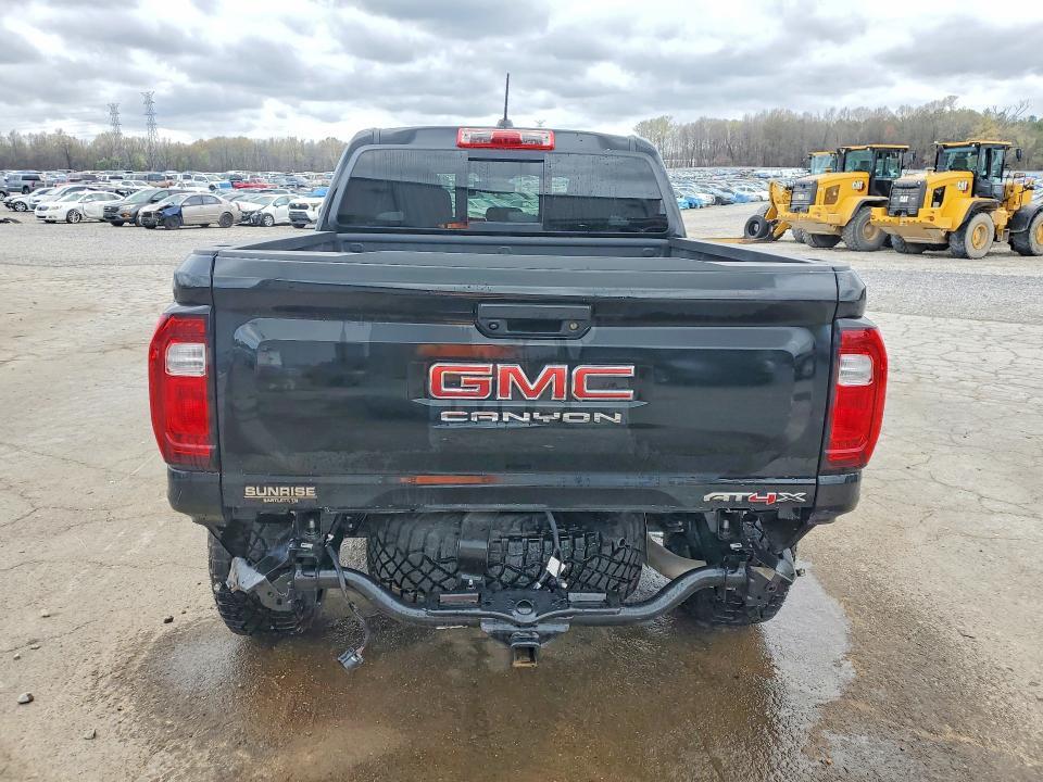 2025 GMC Canyon AT4