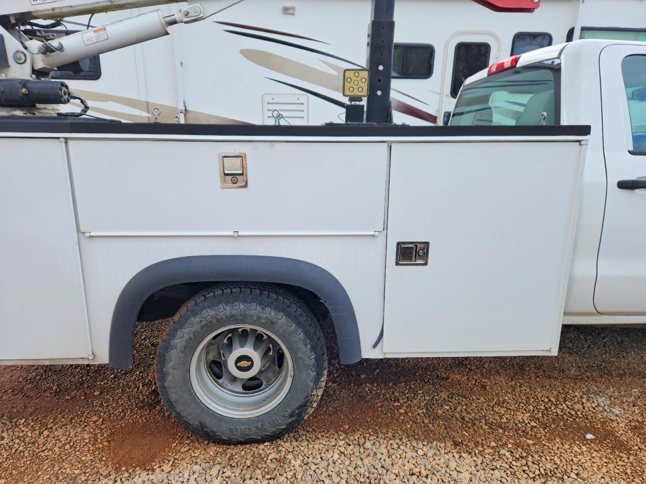 2017 Chevrolet Silverado Utility / Service Truck