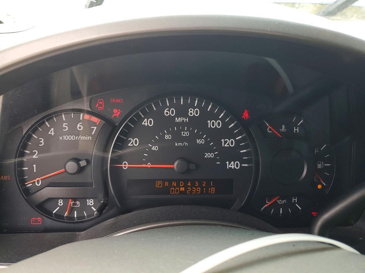 2004 Nissan Titan XE