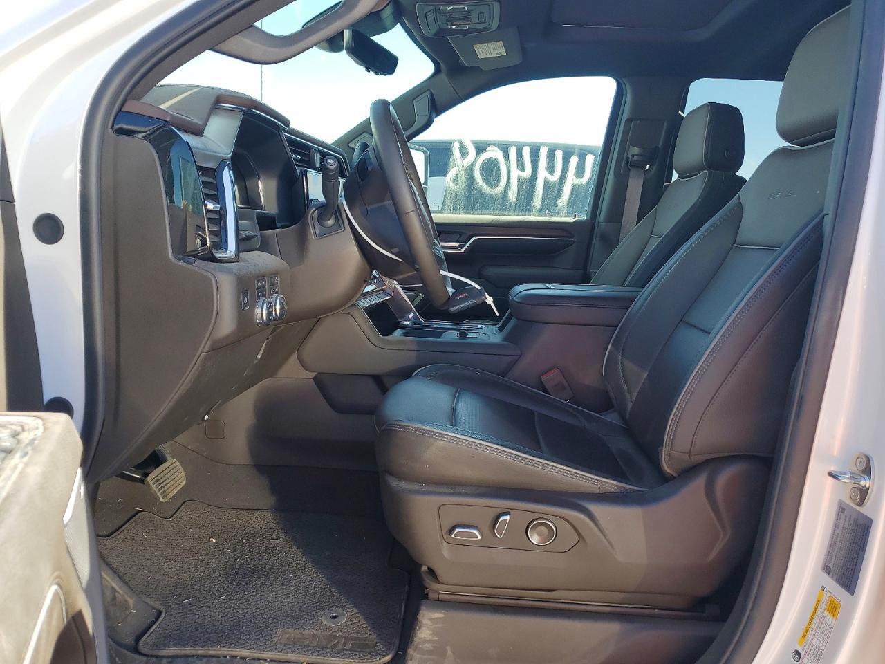 2024 GMC Sierra K3500 Denali
