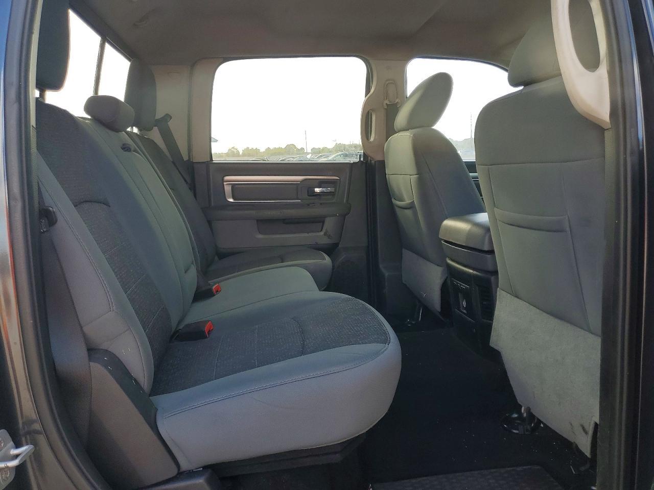 2014 Dodge RAM 1500 SLT