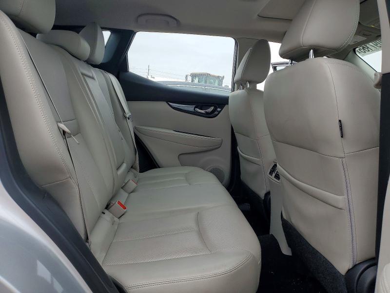 2018 Nissan Rogue Sport sl