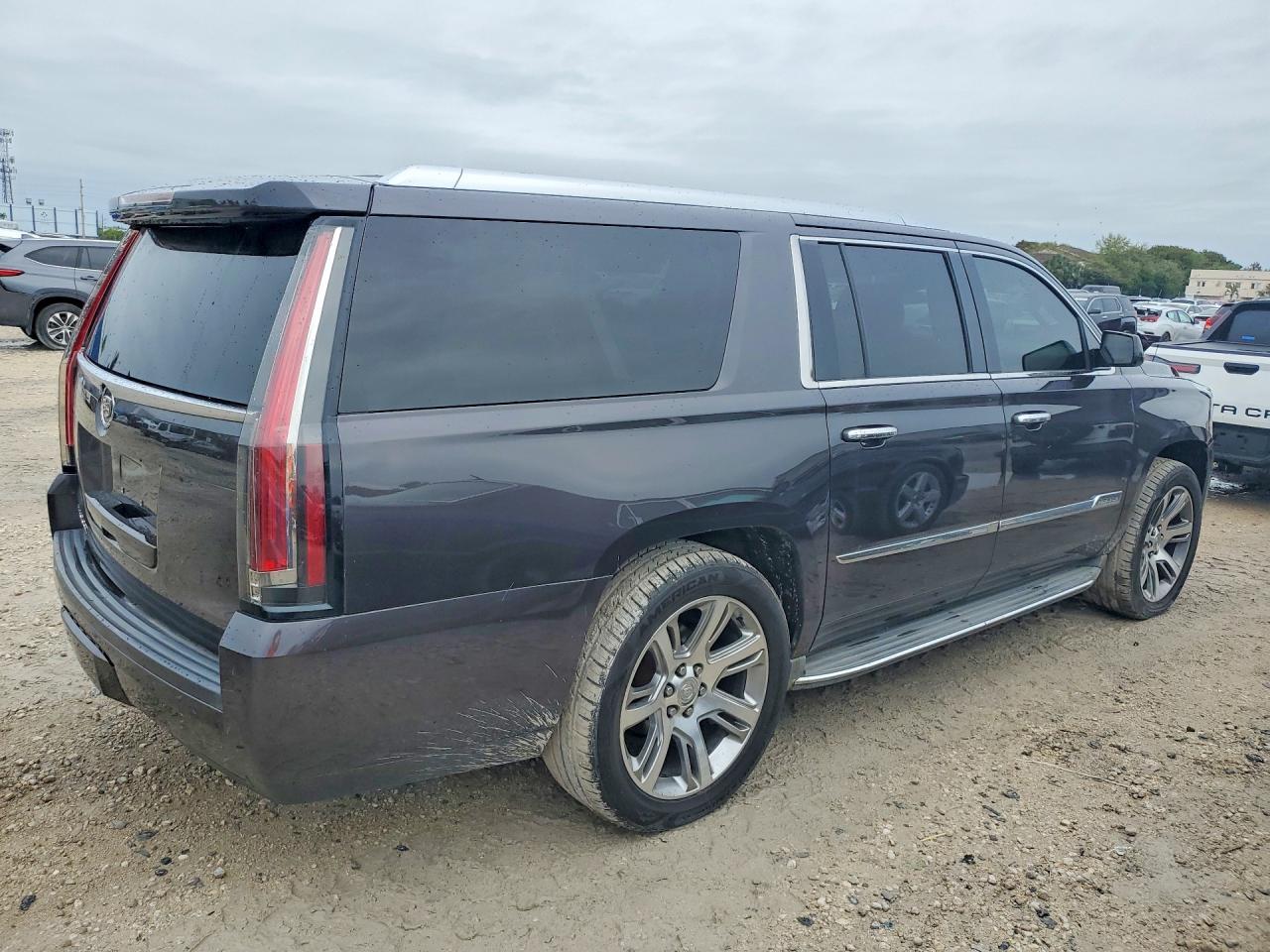2015 Cadillac Escalade esv Luxury
