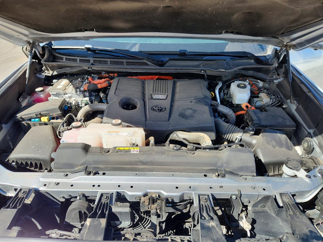 2023 Toyota Tundra Limited HV
