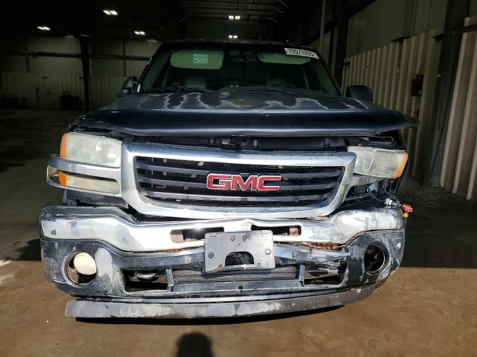 2005 GMC New Sierra K1500