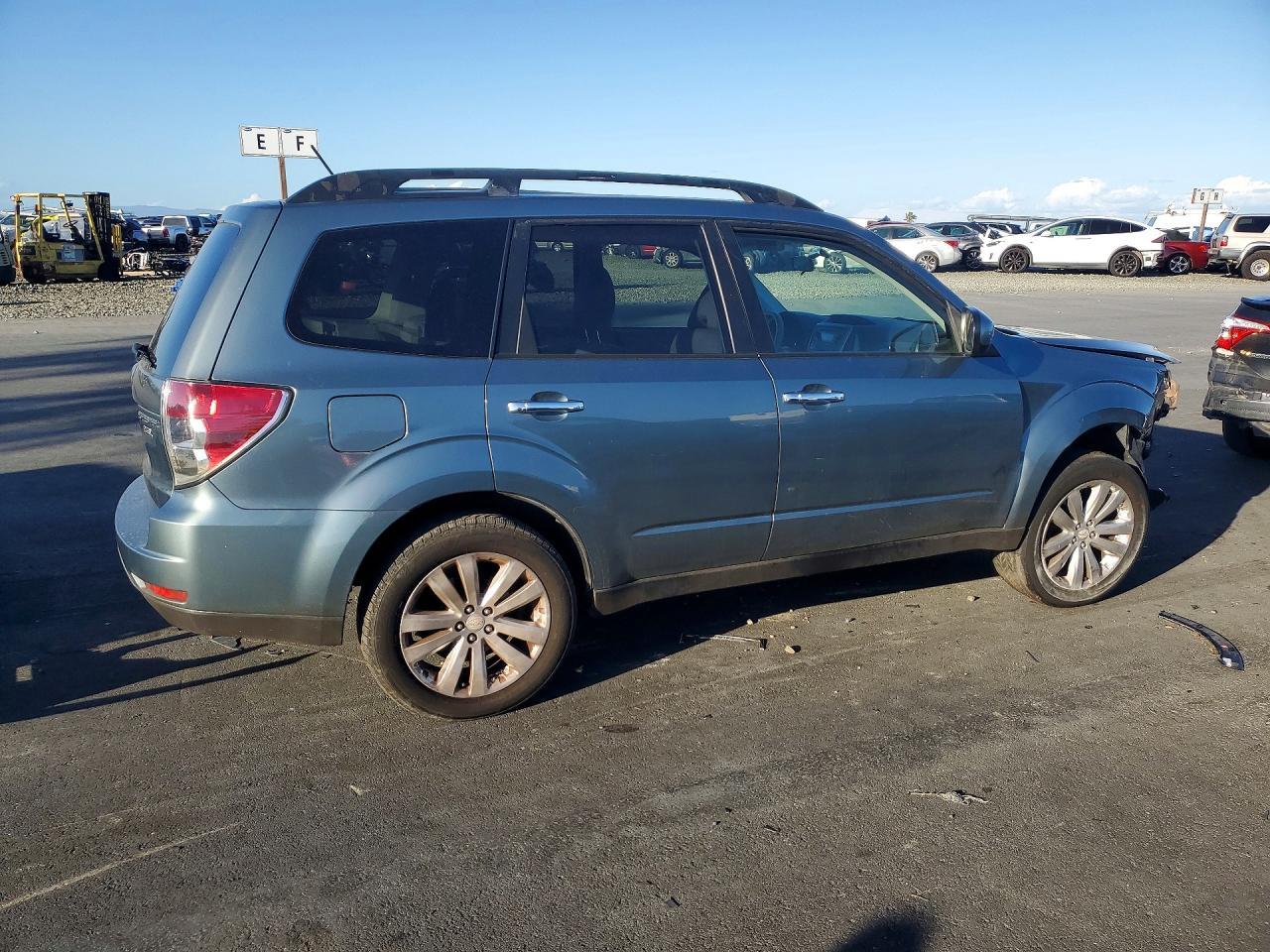 2013 Subaru Forester 2.5x Premium