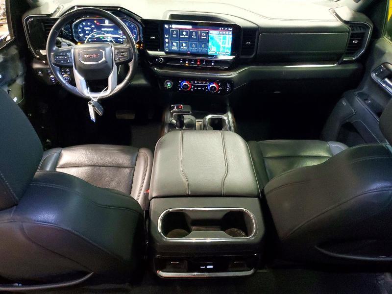 2023 GMC Sierra K1500 SLT