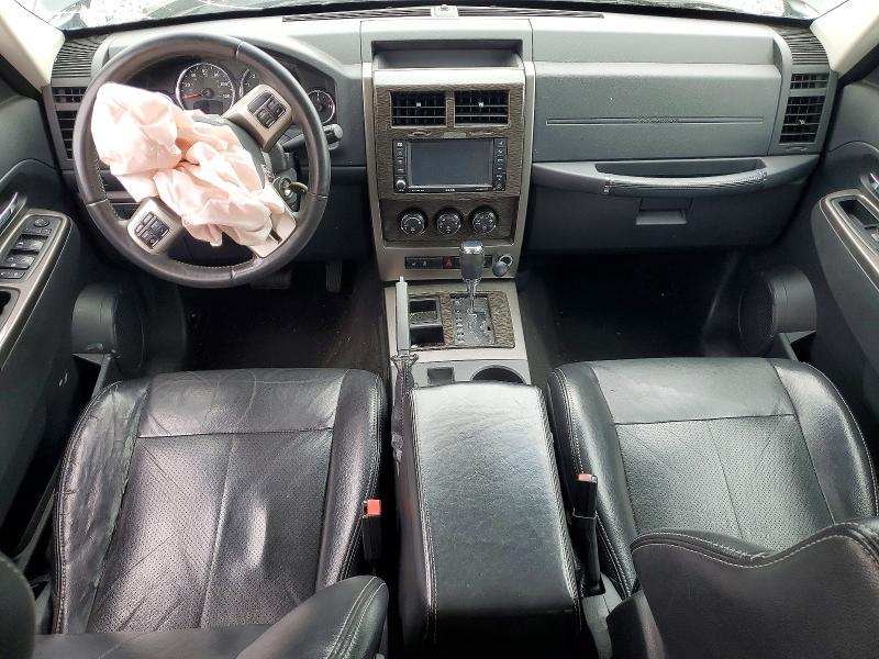 2012 Jeep Liberty jet