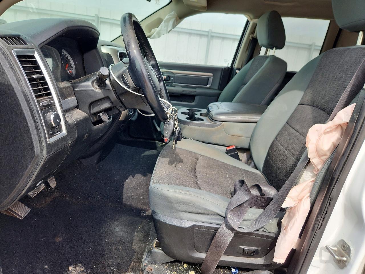 2014 Dodge RAM 1500 SLT