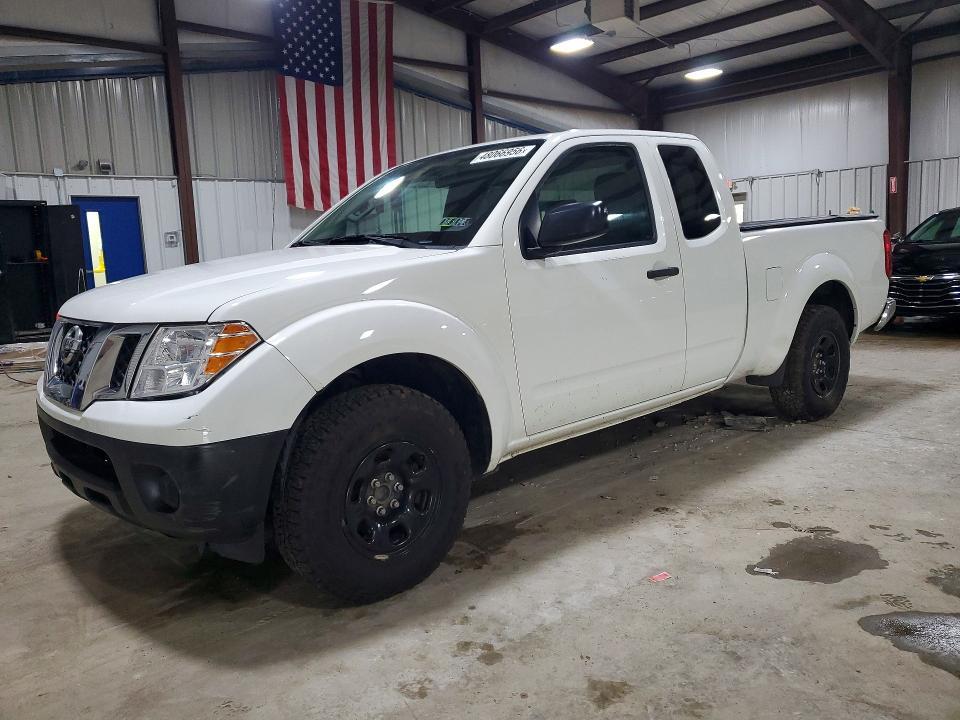 2015 Nissan Frontier S
