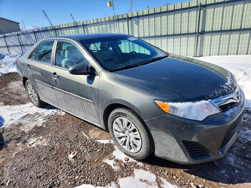 2012 Toyota Camry le