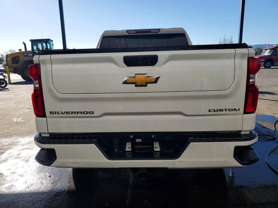 2021 Chevrolet Silverado C1500 Custom
