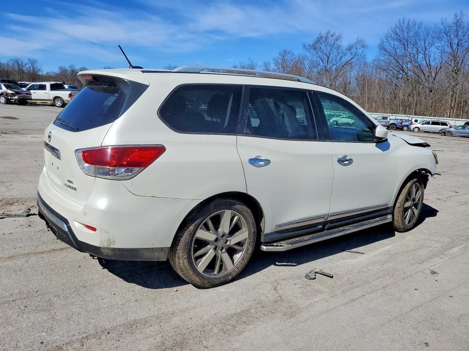2015 Nissan Pathfinder s