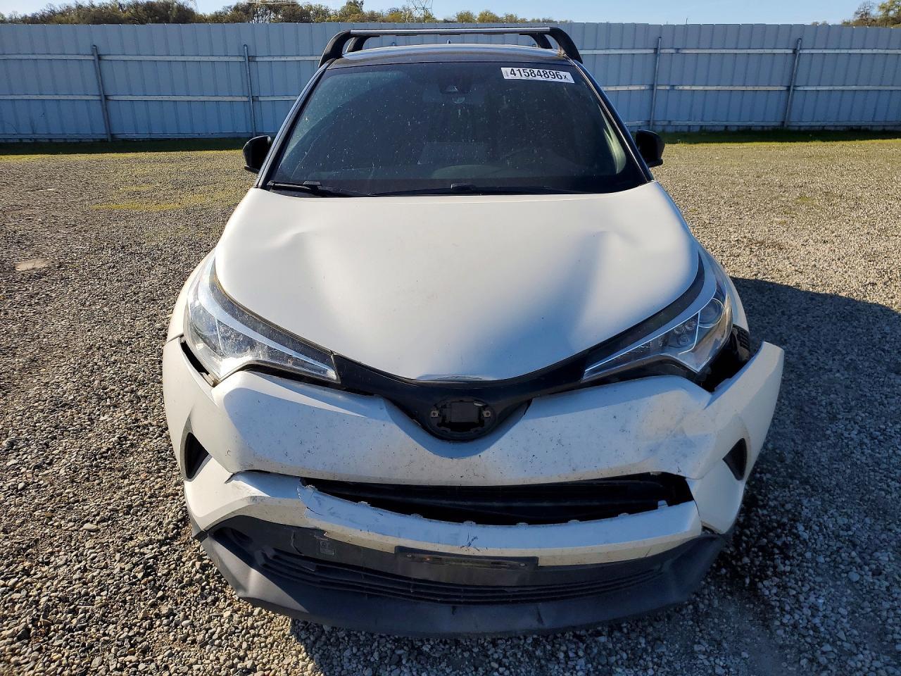 2019 Toyota C-hr xle
