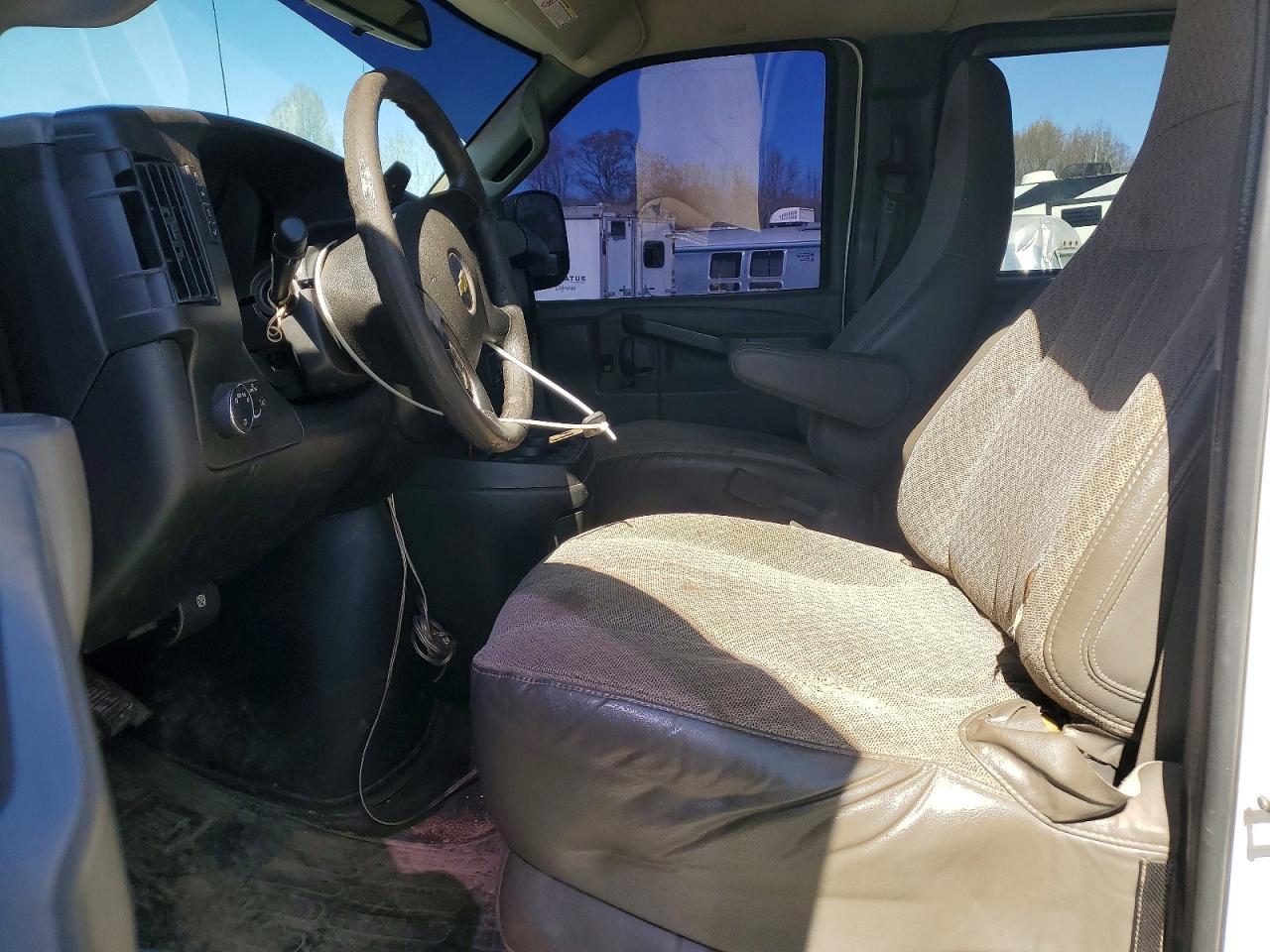 2016 Chevrolet Express G3500 LT