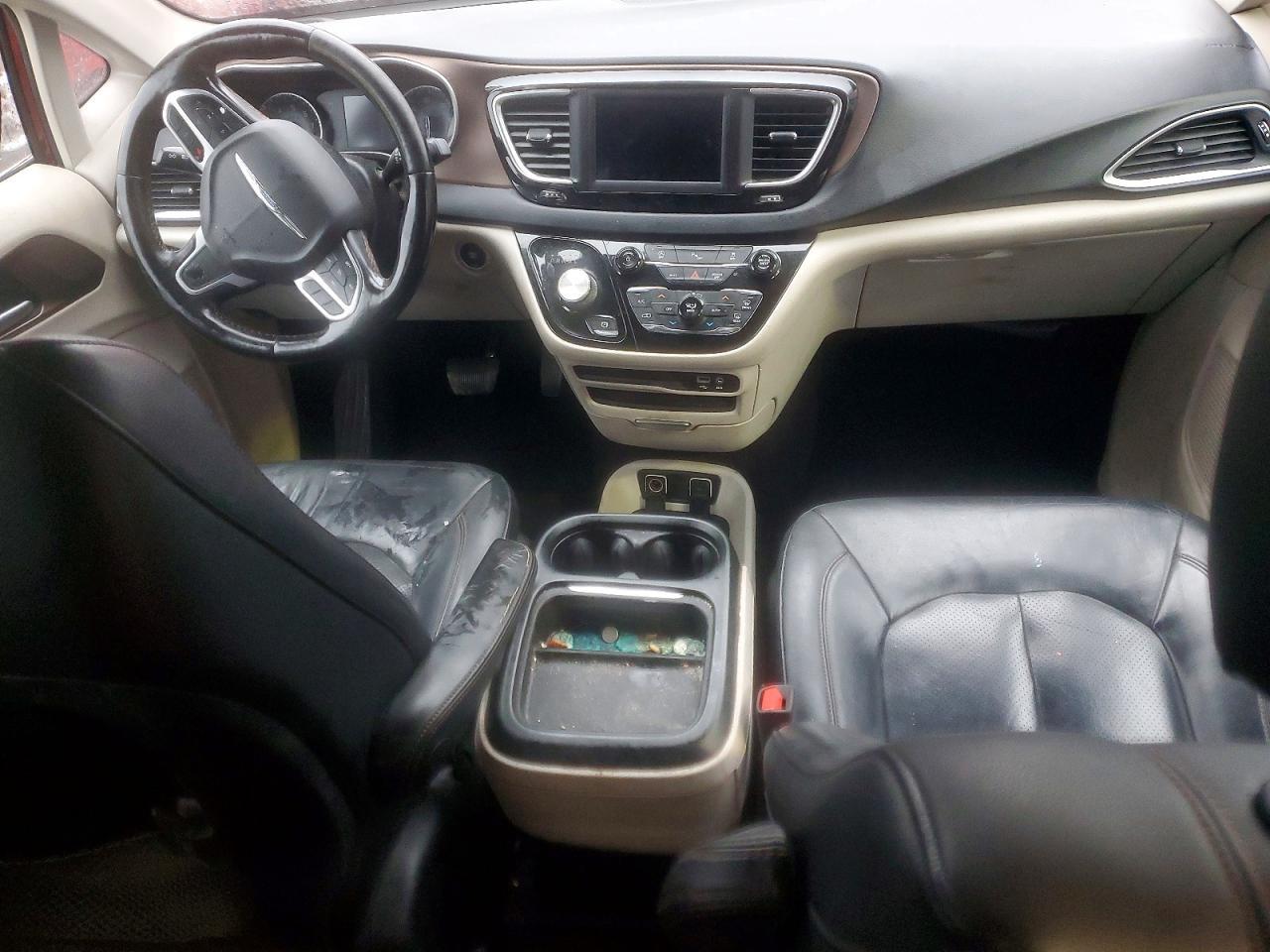 2019 Chrysler Pacifica Touring l