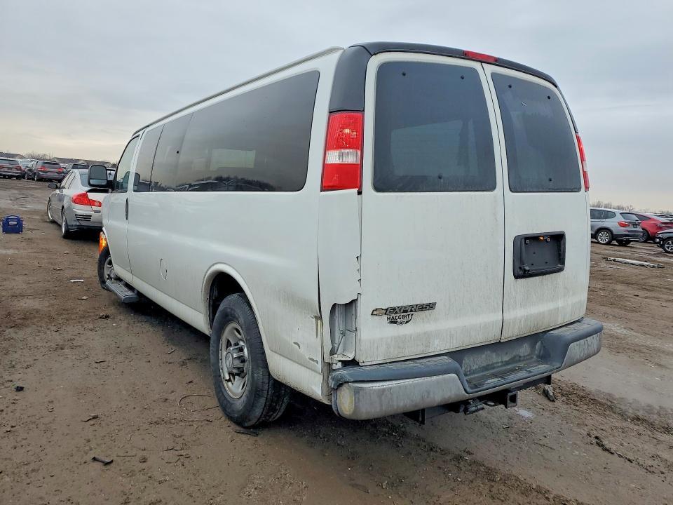 2020 Chevrolet Express G3500 LT