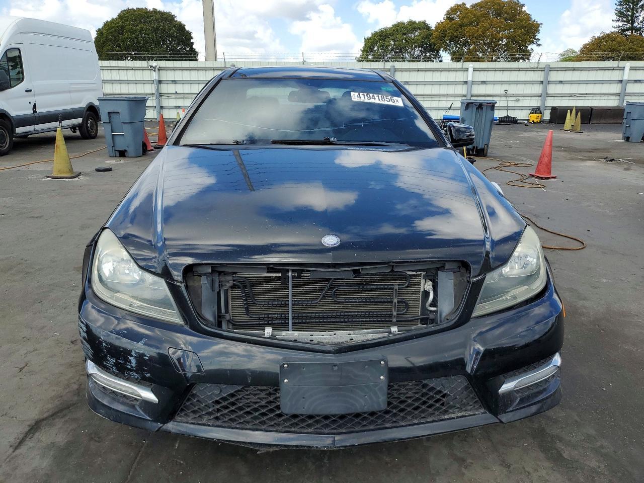 2013 Mercedes-Benz C 250