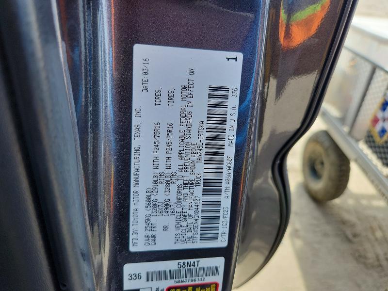 2016 Toyota Tacoma SR5
