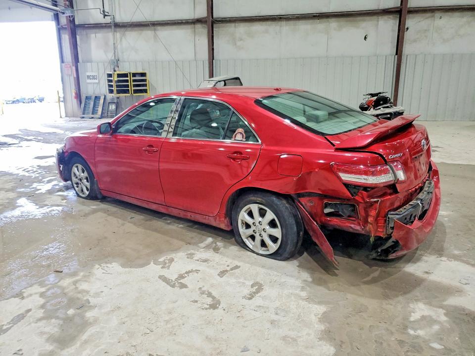 2011 Toyota Camry le