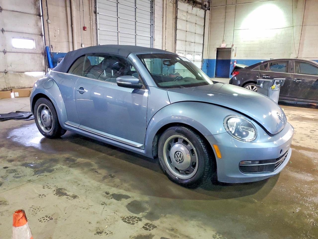 2016 Volkswagen Beetle s