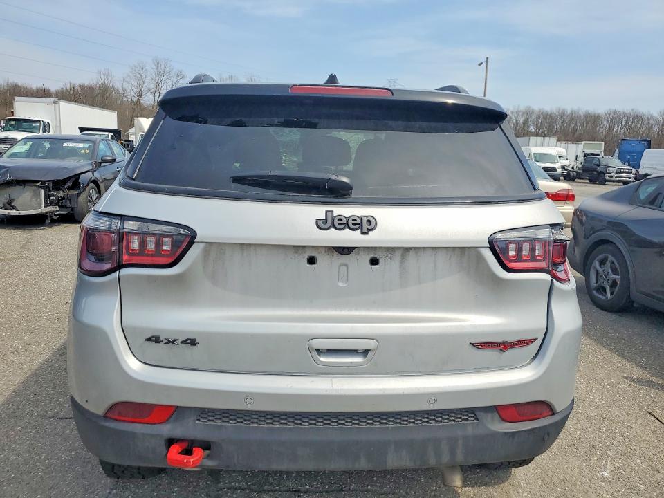 2025 Jeep Compass Trailhawk