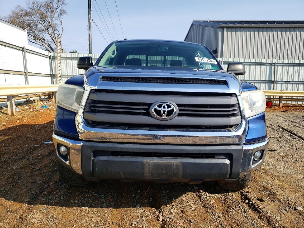 2014 Toyota Tundra SR5