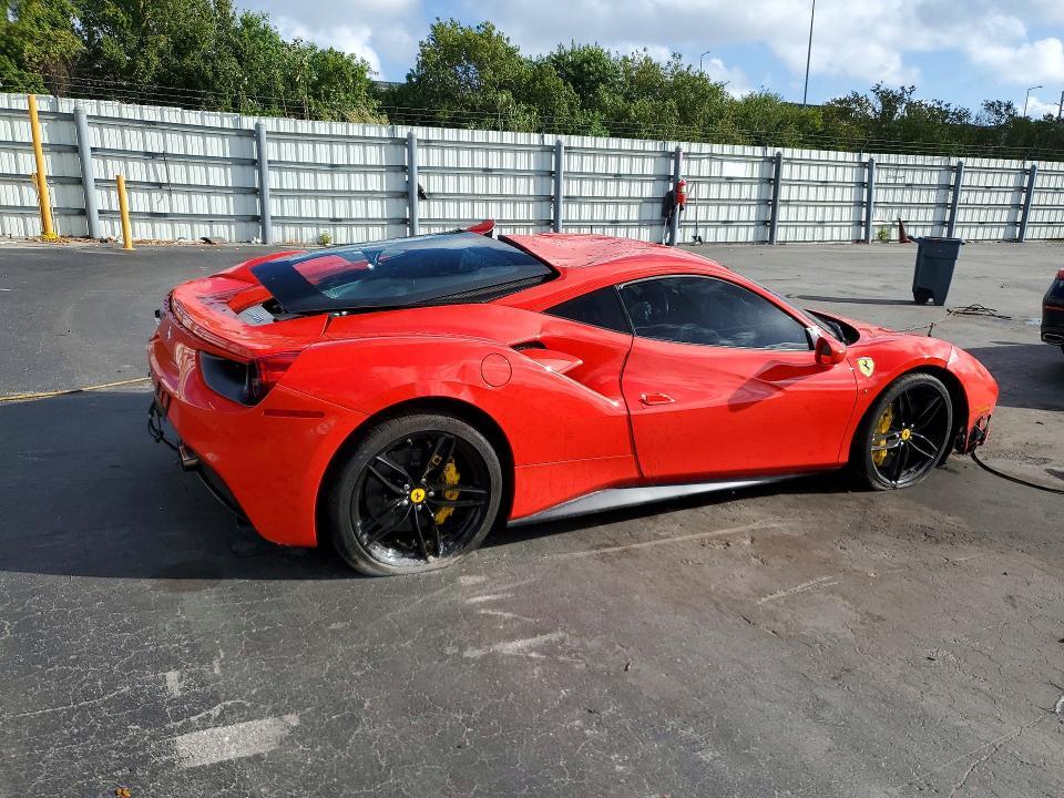 2016 Ferrari 488 gtb