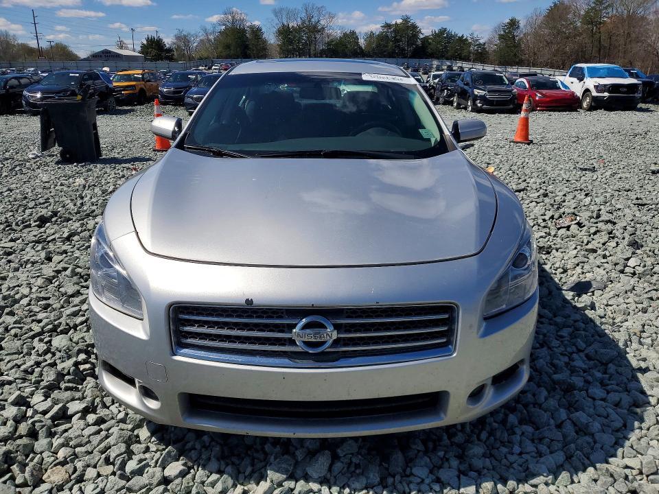 2010 Nissan Maxima 3.5 s