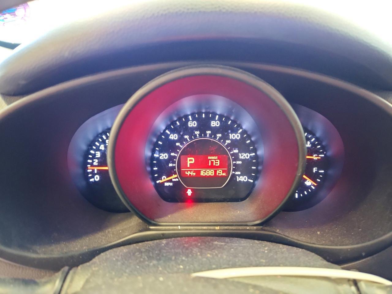 2016 KIA Soul Base