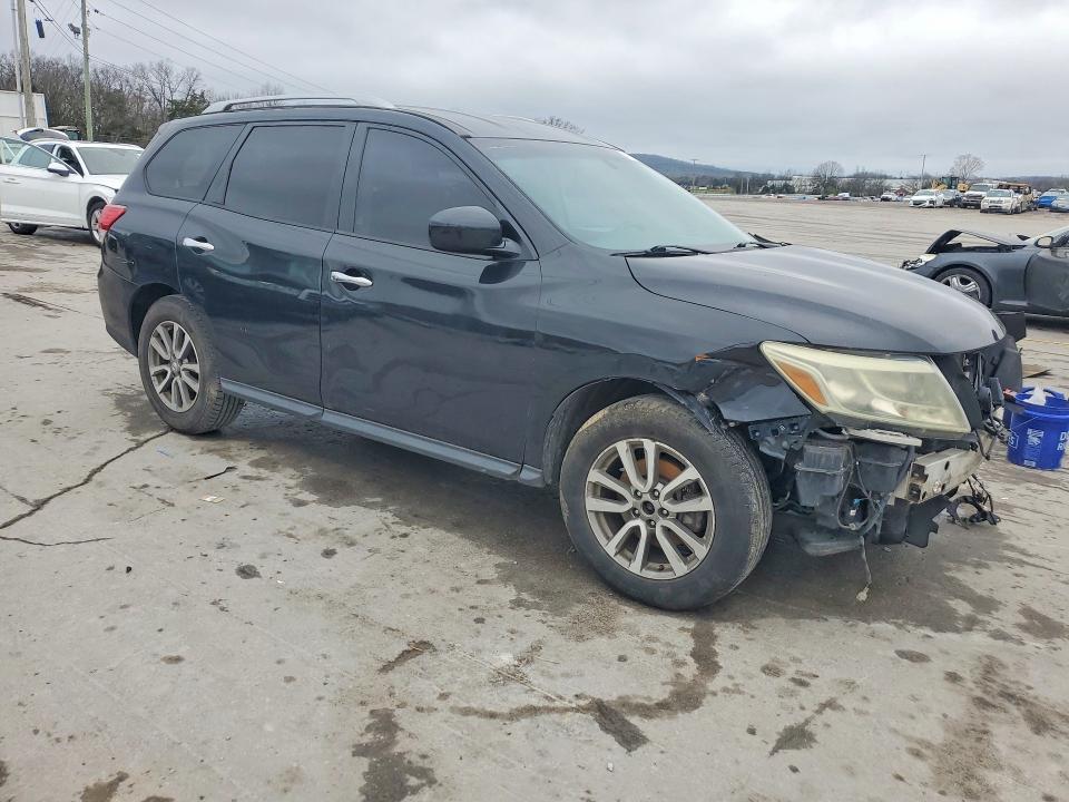 2015 Nissan Pathfinder sv