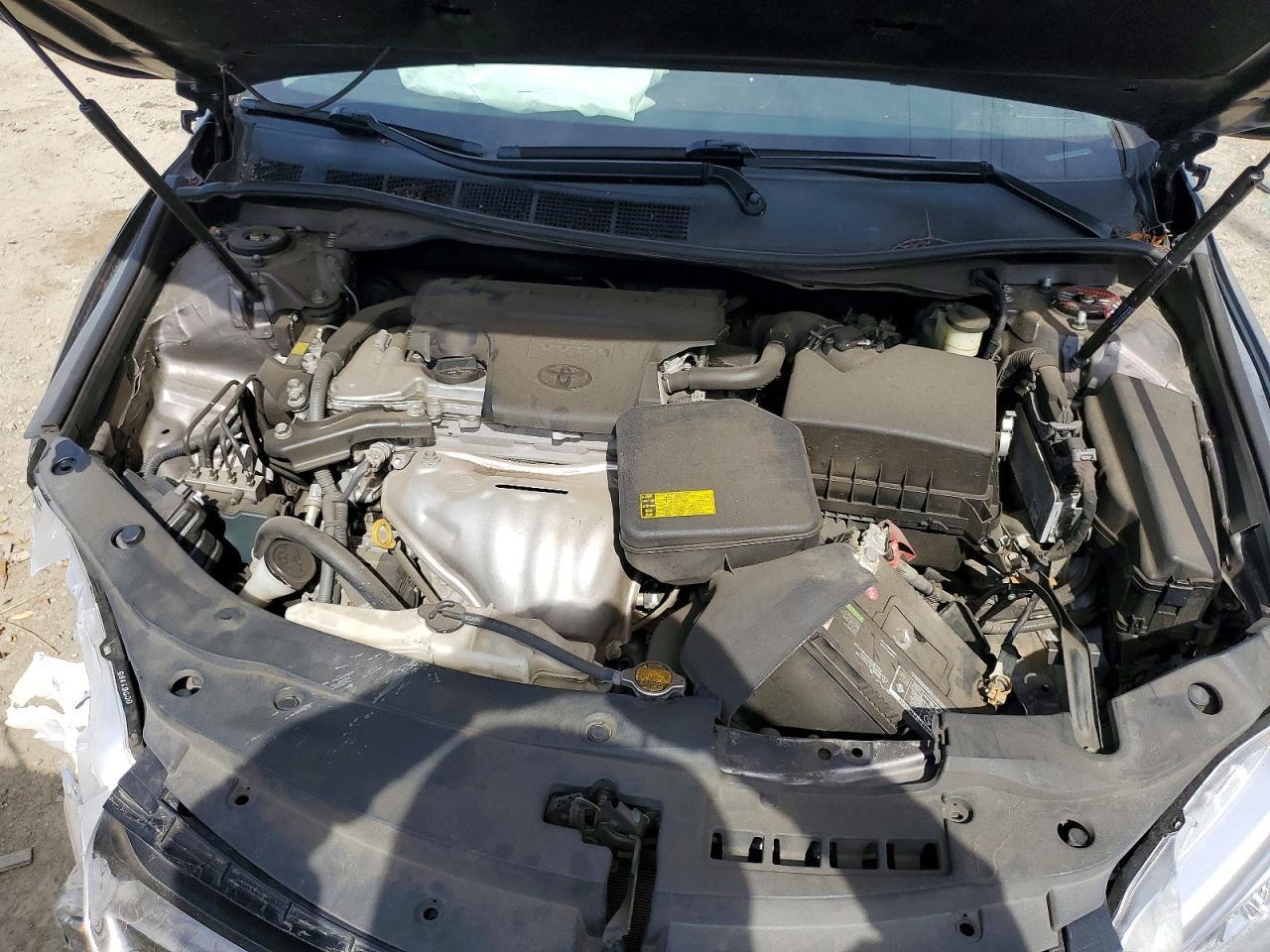 2015 Toyota Camry le