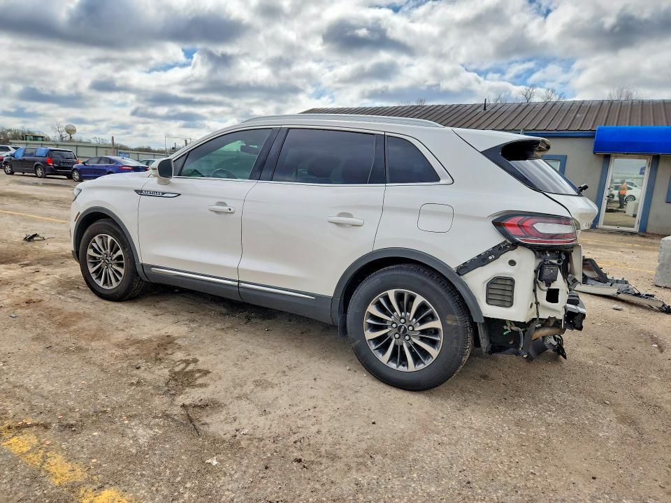 2019 Lincoln Nautilus Select