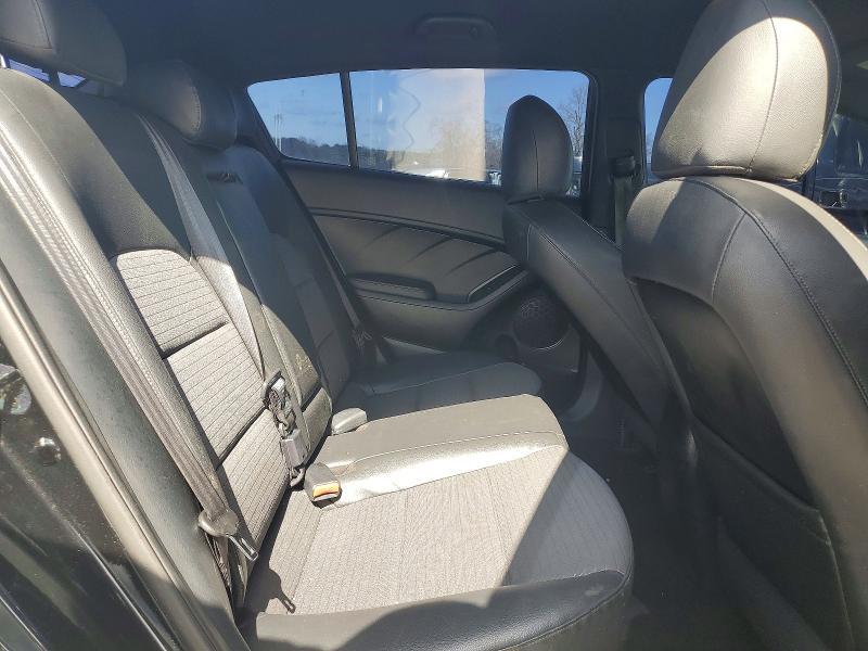 2016 KIA Forte5 sx