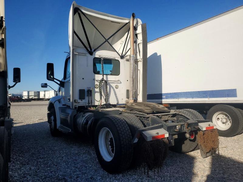 2020 Peterbilt 579 Semi Truck