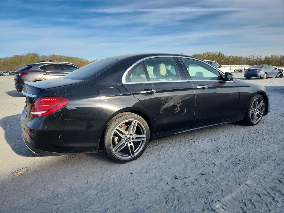 2018 Mercedes-Benz E 300