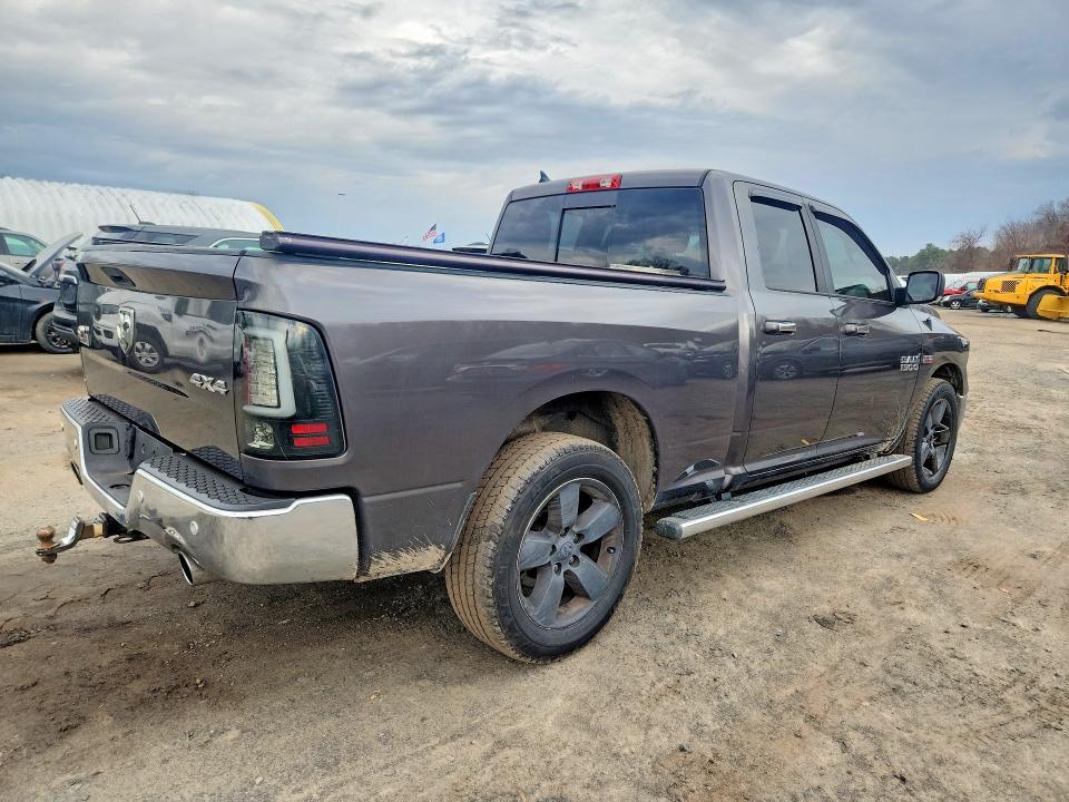 2017 Dodge RAM 1500 SLT